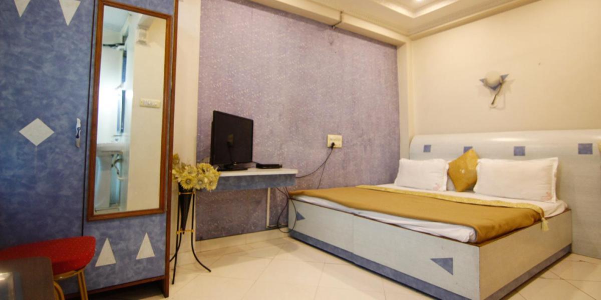 Hotel Tushar 浦那 外观 照片